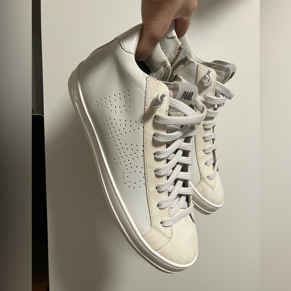 BWT p448 white leather sneakers